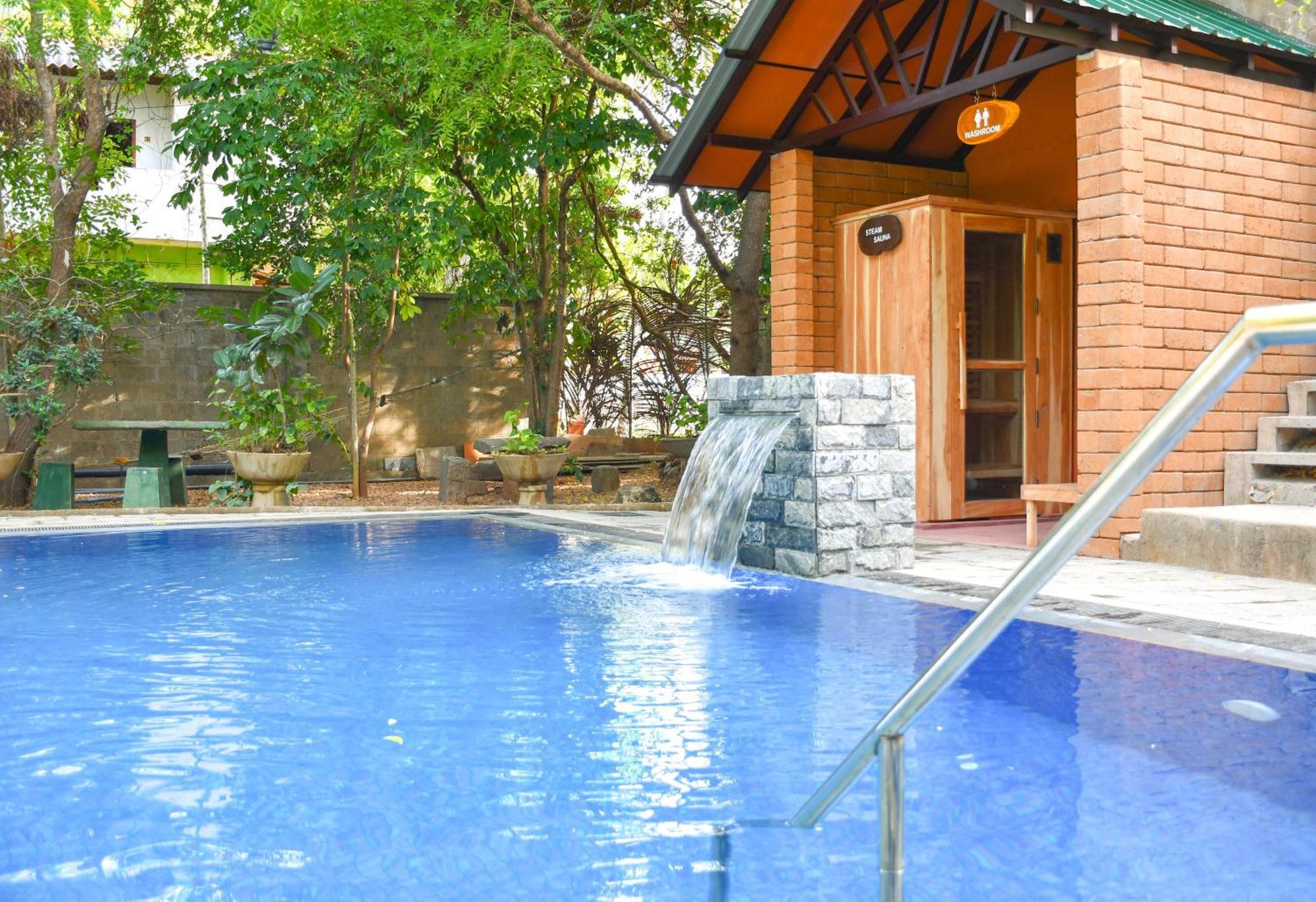 Hotel Gala Addara Dambulla Esterno foto