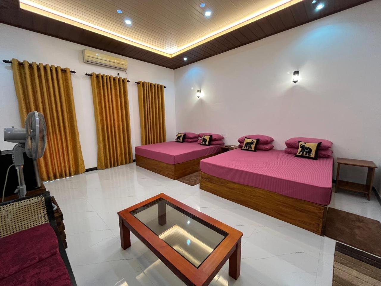 Hotel Gala Addara Dambulla Esterno foto