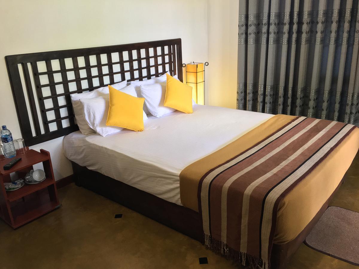 Hotel Gala Addara Dambulla Esterno foto