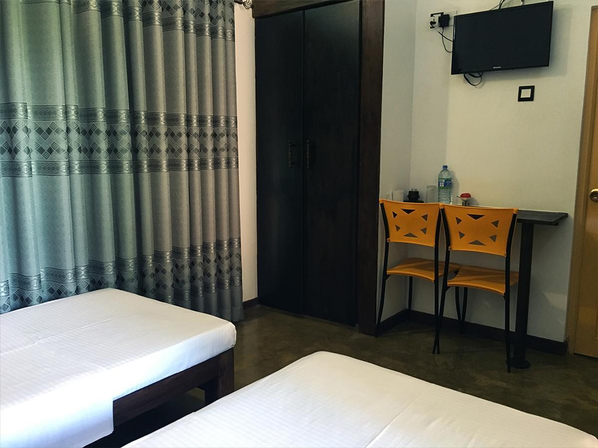Hotel Gala Addara Dambulla Esterno foto